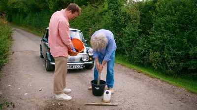 Yeah.They'd have to have some
bollards to close it off, - James May and the Dull Men