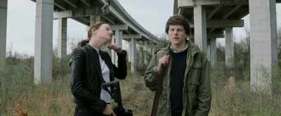 Yeah, they're not nice people.
Sorry. Just try to ignore them. - Zombieland: Double Tap