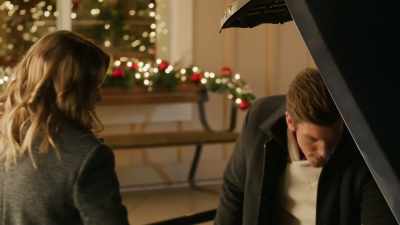 Yeah, think you're
going to need a tow. - Spotlight on Christmas