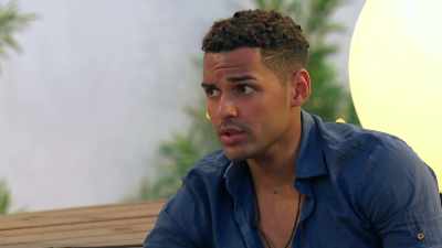 ‐Yeah?
‐TROY: Yeah.
He needs something - Love Island