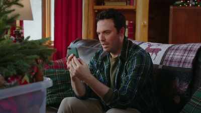 Yeah. Uh, yeah, I can...
I can get there. - Unwrapping Christmas: Olivia's Reunion