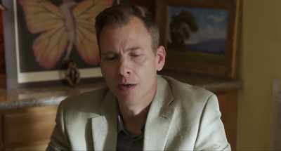 - Yeah, he used to like to
video tape his liaisons. - Killer Looks