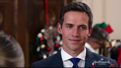 Yeah, she used to make
these delicious - Christmas at the Palace