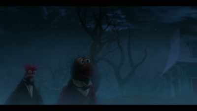 -Yeah. Wait, wait, wait, wait.
-What, what, what? - Muppets Haunted Mansion