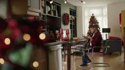 Yeah, Warm Heart Candles. - 'Twas the Date Before Christmas