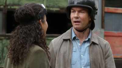 Yeah, well I've always
wanted to try a bazooka - Carter