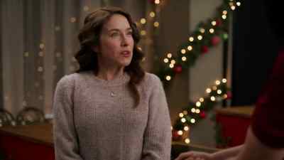 Yeah well, you know me,
never one to um, - Christmas, Love and Fudge