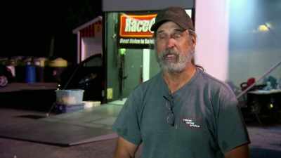 Yeah, we're going go down, draw
chip for the semi-finals of Team Attack, - Street Outlaws No Prep Kings Team Attack