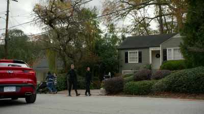 Yeah, we're not exactly
blending in this neighborhood. - True Lies
