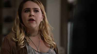 - Yeah, because who cares about
real love and connection - Good Girls