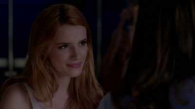 - Yeah.
- 'Whoo!' - Famous in Love