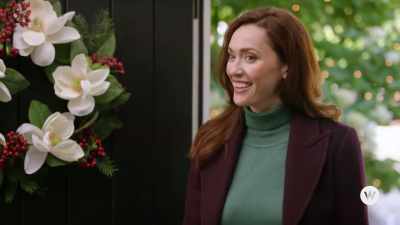 Yeah, and who's gonna
help us decorate, - Nantucket Noel
