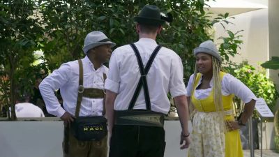 - Yeah, yeah.
- All right. - The Amazing Race