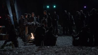 Yeah. Yeah.
Let's line up. - The 100