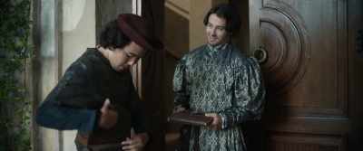 Yeah, yeah. Oh, oh, also, um,
I got an envelope. - Rosaline