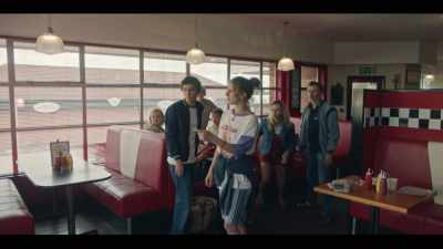 ♪ Yeah, yeah ♪ - Derry Girls
