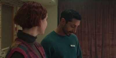 - Yeah. Yeah. Sure. Yeah.
- You know? That's what you said. - Fingernails