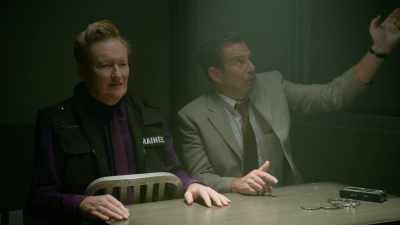 Yeah, yeah, through the...
and to the... to your right, yes. - Murderville