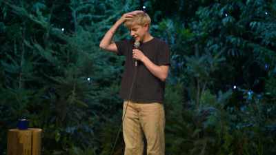 -Yeah, yeah, yeah.
-[crowd cheering] - Mae Martin: SAP