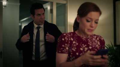 - Yeah, yeah, yeah.
He fell, but, um-- - Zoey's Extraordinary Playlist