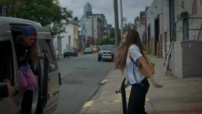 - Yeah, yeah, yeah.
- [laughs] - Betty