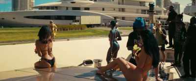 Yeah, yeah, yeah, Lounger!
Hey, Jimmy. - The Beach Bum