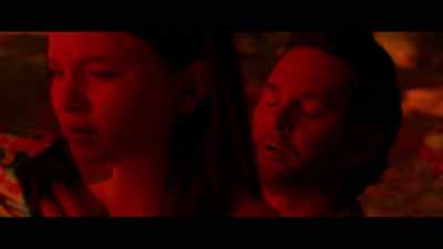 -♪ Yeah, yeah, yeah ♪
-♪ Yeah, yeah... ♪ - Gerald's Game