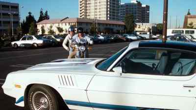 ♪ Yeah yeah yeah
yeah yeah yeah ♪ - CHiPs