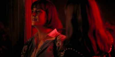 -Yeah.
-Yes, well... [chuckles] - Girlboss