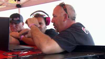 - Yeah, but you got from five thou to 2500.
- Right. - Street Outlaws No Prep Kings Team Attack