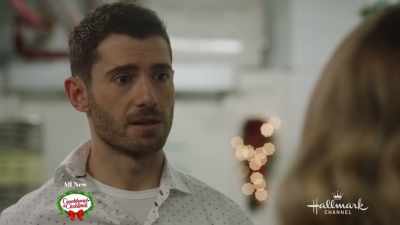 - Yeah?
- You have obligations - A Royal Queens Christmas