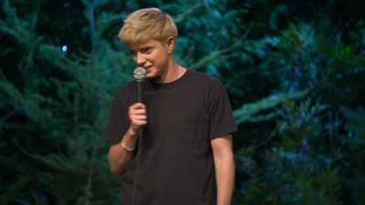 -Yeah. You know what I mean? Yeah.
-[crowd cheering] - Mae Martin: SAP