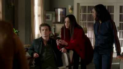 - Yeah.
- 'You won't find anything.' - Pretty Little Liars: The Perfectionists