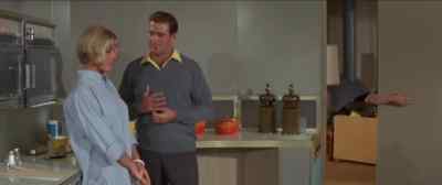 - Yeah?
- Your private phone. - The Glass Bottom Boat