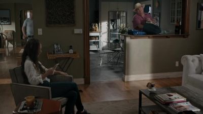 Yeah, you're a little hottie! - Modern Family