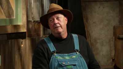-Yeah, you're tryin'
to get it hot.
-Yeah. - Moonshiners: Master Distiller