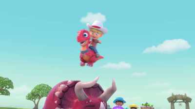 Yeehaw! It's time to fly! - Dino Ranch