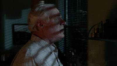 (YELLING) - Grimm