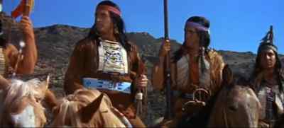 Yellow knife. - Texas Across the River