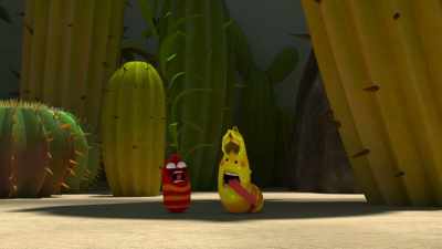[Yellow panting] - Larva Family