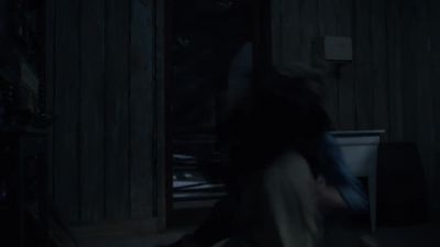 -(yells)
-(shrieks) - American Horror Story