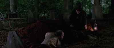 Yep ! C'mon, c'mon.
Pry it open. Tip it over. - Tom and Huck