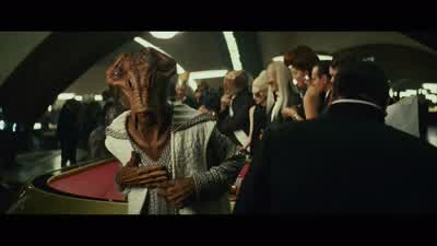 Yep, those are the shuttle parkers. - Star Wars: The Last Jedi