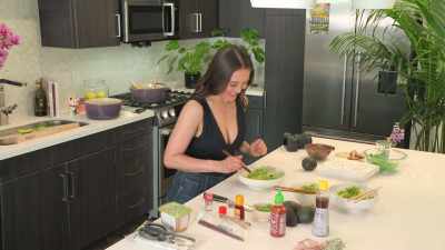 - Yes! And then you can eat. [laughs] - Selena + Chef