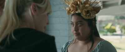 Yes. Beatrice is gonna
give Bill a drink or two, - The Estate