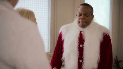 Yes, you can. Oh,
I hear you, buddy. - Holiday Mismatch