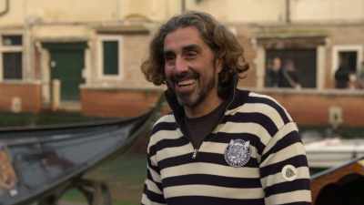 Yes. [chuckles] - The Reluctant Traveler with Eugene Levy