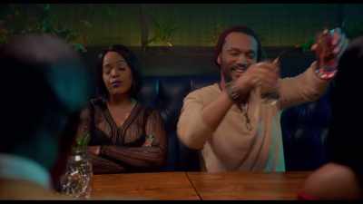 Yes, drinks. Yo, hey. [chuckles] - Seriously Single