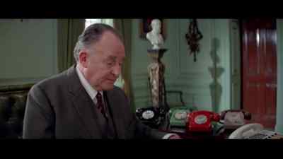 - Yes?
- First Sea Lord and Vice AdmiraI, sir. - For Your Eyes Only