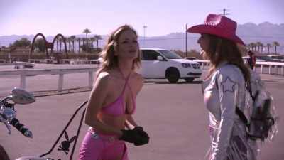 - Yes. (friend screaming) - Barbie & Kendra Crash Joe Bob's Drive-In Jamboree!